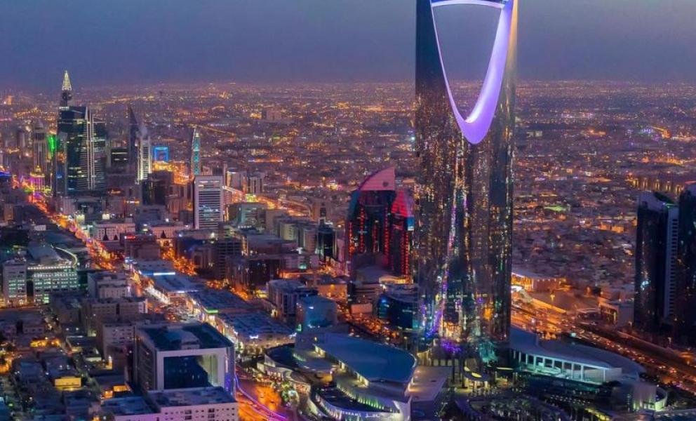 السعودية والإمارات وقطر بقائمة أقوى دول العالم 2021
