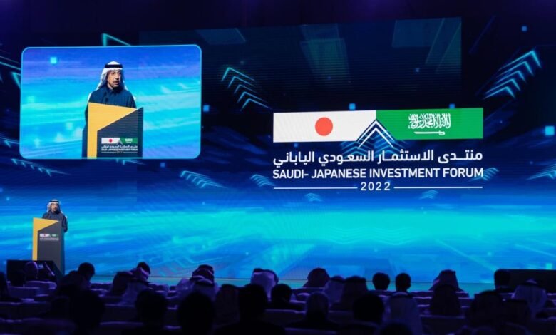 الحوثي أجرينا مفاوضات مباشرة مع الرياض في مسقط