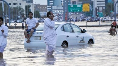 الأمطار تغرق شوارع جدة مجدداً.. وتعليق المدارس في بعض المدن