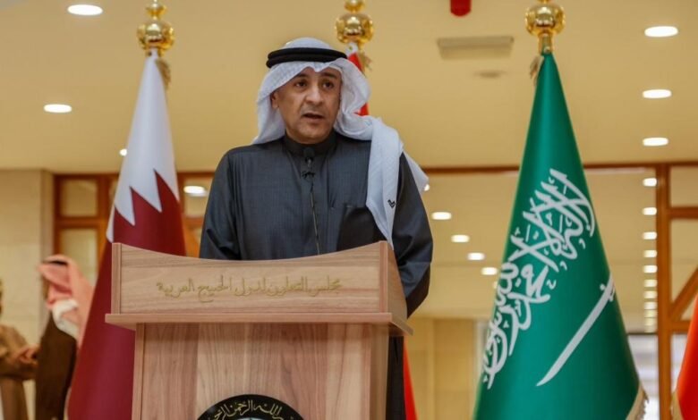 البديوي يبحث مع وزير التجارة العُماني تعزيز العمل الخليجي المشترك