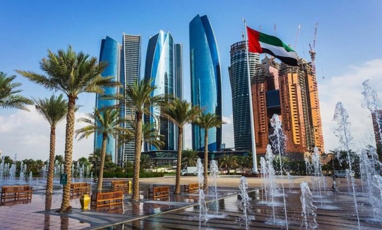 الإمارات الأولى خليجياً بمساهمة السياحة في الاقتصاد