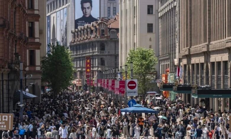 الأسهم الصينية تترقب تحفيزاً جديداً من بكين.. واليوان قرب أعلى مستوى في 3 سنوات ونصف
