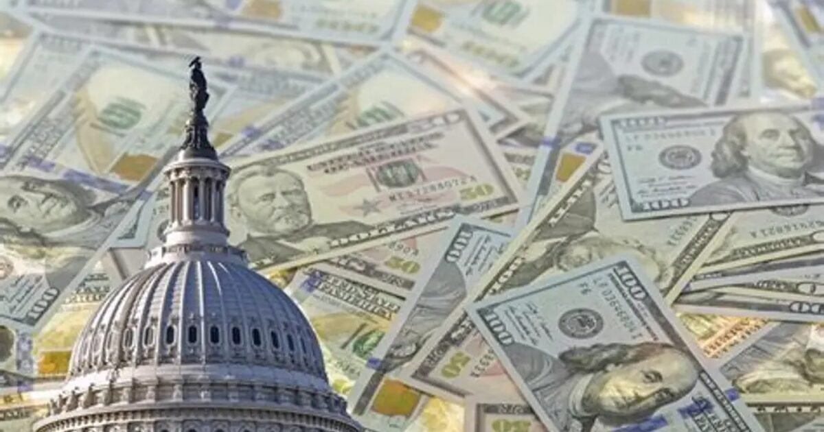 عائد السندات الأميركية يقترب من 5% ويضع الأسهم والإسكان والدولار تحت الضغط