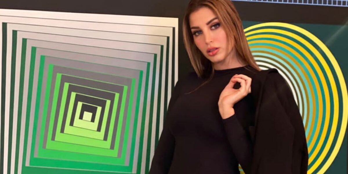 الإعلامية Noujoud Yassine ارتباط الفتاة برجل أصغر منها ليس عيباً على الإطلاق