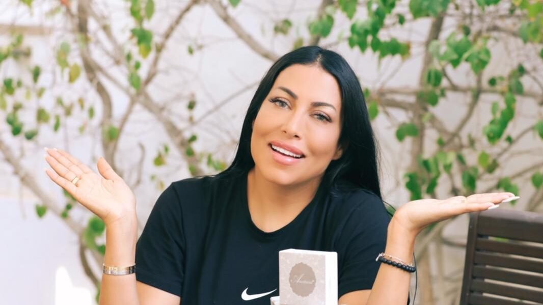 الإعلامية Noura Akremi المعروفة بـ نورة العكرمي في جلسة تصوير جديدة