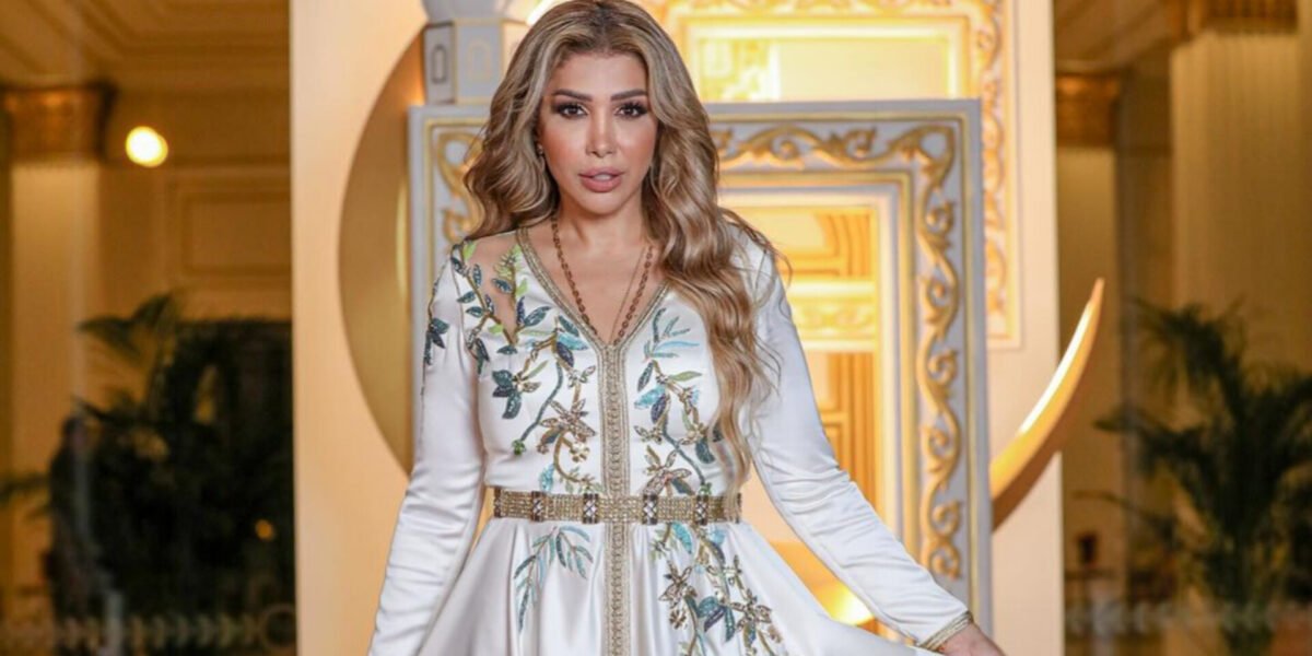 الفنانة أروى تتعاون مع روتانا في من عاب ابتلى