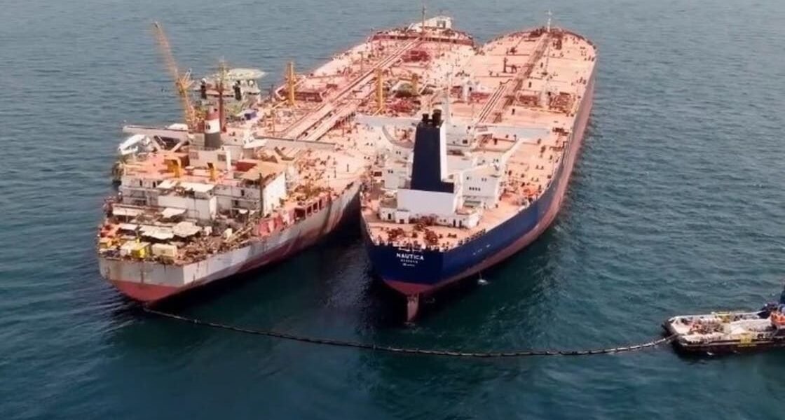ترحيب سعودي وأميركي وأوروبي باستكمال تفريغ النفط من صافر