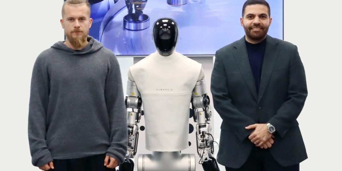 تعاون استراتيجي QSS السعودية وHumanoid البريطانية يطلقان خطة لتوطين صناعة الروبوتات في المملكة.