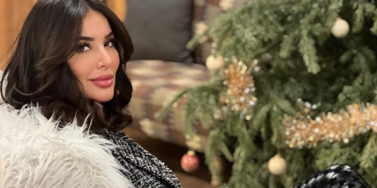 المؤثرة إيناس حراق النفاق الإجتماعي أخذ يتمظهر بشكله الإلكتروني