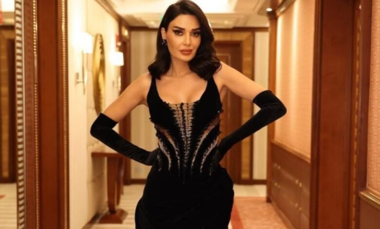 حفلات رأس السنة 2023 سيرين عبد النور تخطف الأنظار من بلازو فيرساتشي دبي