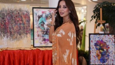 ساندي مارديني تواصل مشوارها في عالم الأزياء و الموضة