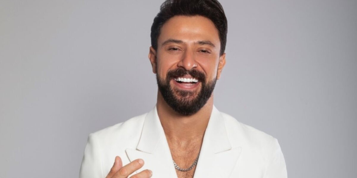كريم نور يدخل الترند بأغنيته الجديدة شايفكم - صورة مميزة صورة مميزة: كريم نور يدخل الترند بأغنيته الجديدة شايفكم