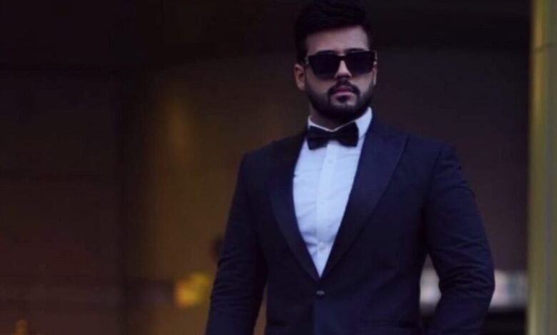 محمد الأمير يتحدث حول تجميل الذقن وتحديد الفك ( مني تكساس ) باستخدام الفيلر